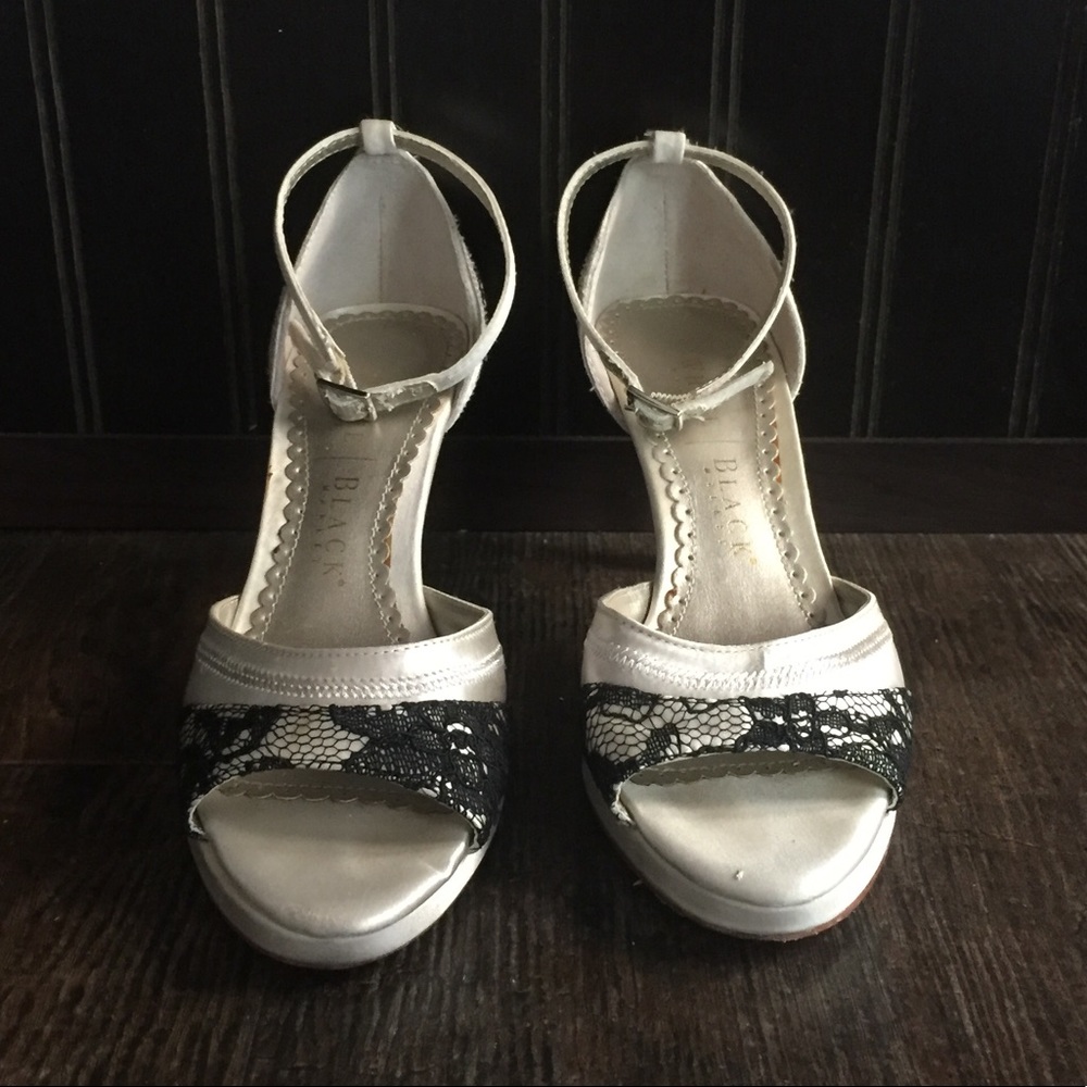 Size 6 Satin & Lace Heels - Picture 5 of 6